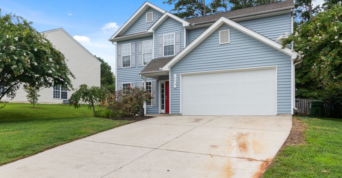 Choosing the Right Sealant for Your Wollongong Concrete Driveway