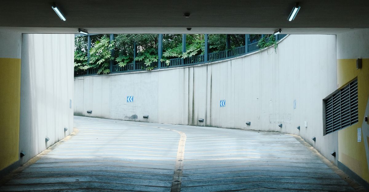 Long-term vs Short-term Financing Solutions for Concrete Driveways