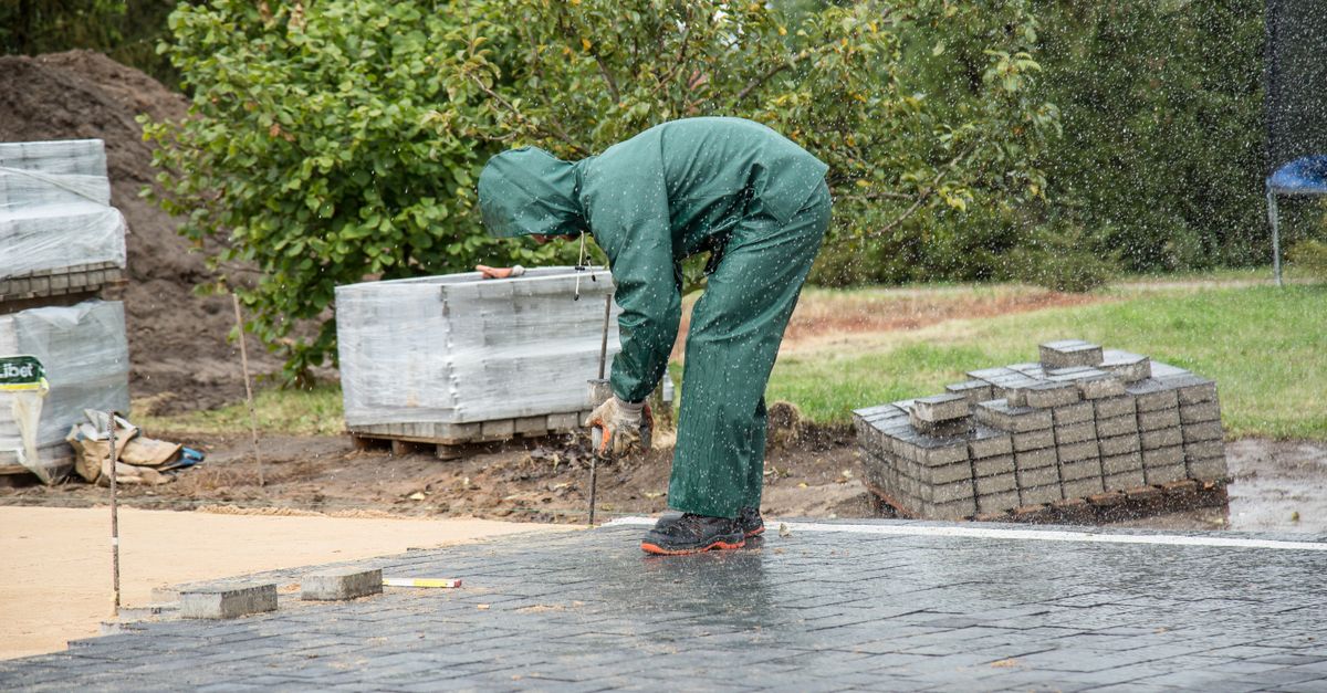 Understanding the Role of Curing in Concrete Driveway Longevity